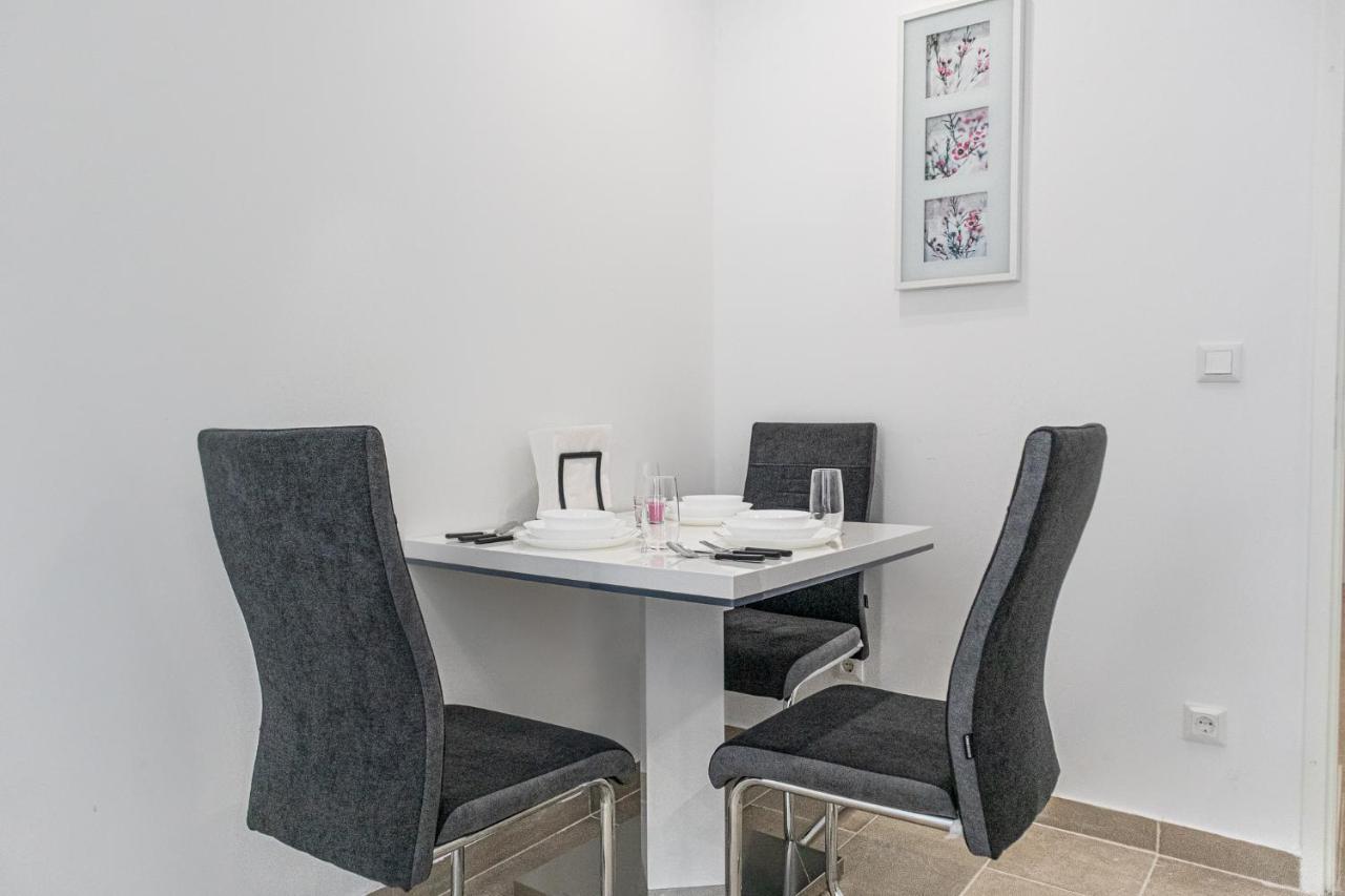 9 Min From City Center - Lovely Studio Near U1 Reumannplatz Vienne Extérieur photo